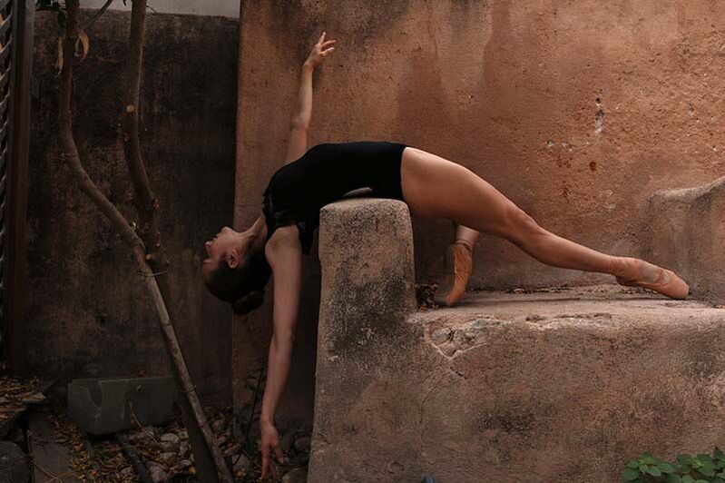 Las clases de yoga resuelven no solo problemas físicos, sino también psicológicos.